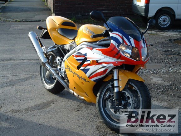 2004 Triumph Daytona 955i photo